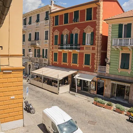 063 - Casa Del Corso, 200m Dal Mare E Apartamento